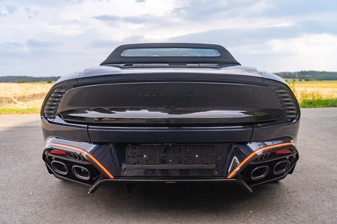 2025 Aston Martin Vanquish 3rd Gen - Image 8 of 31