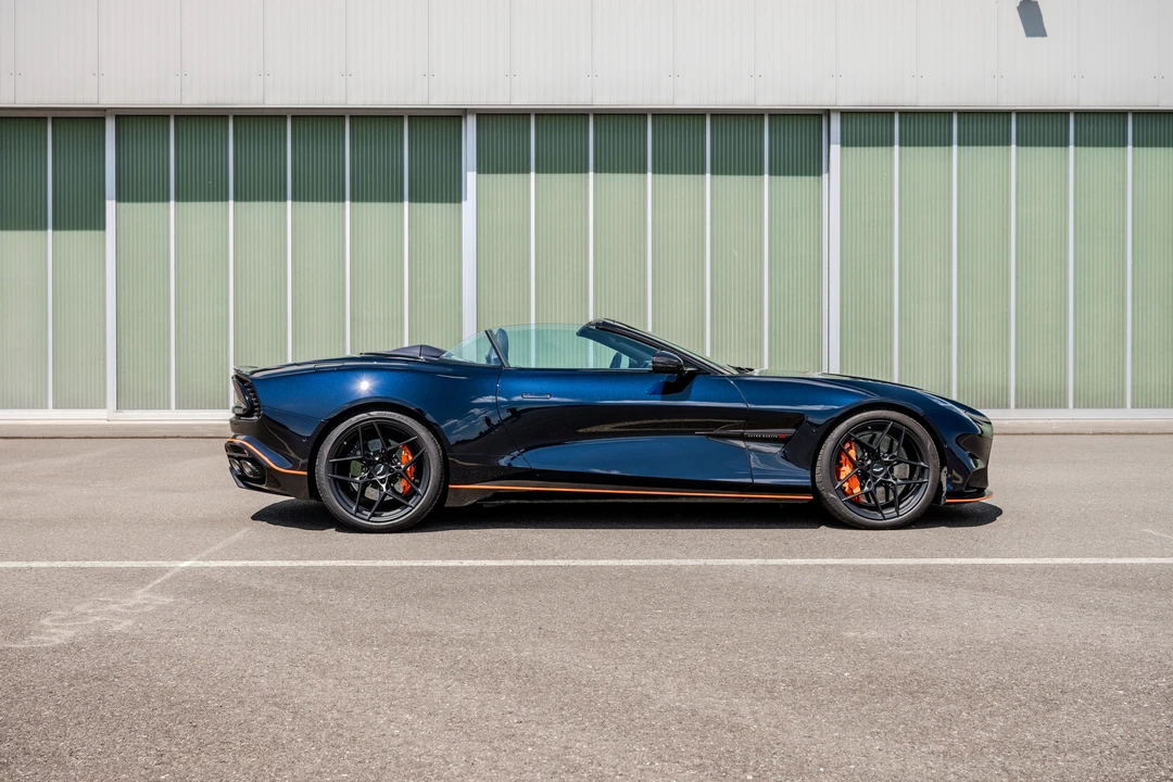 2025 Aston Martin Vanquish 3rd Gen - Image 27 of 31