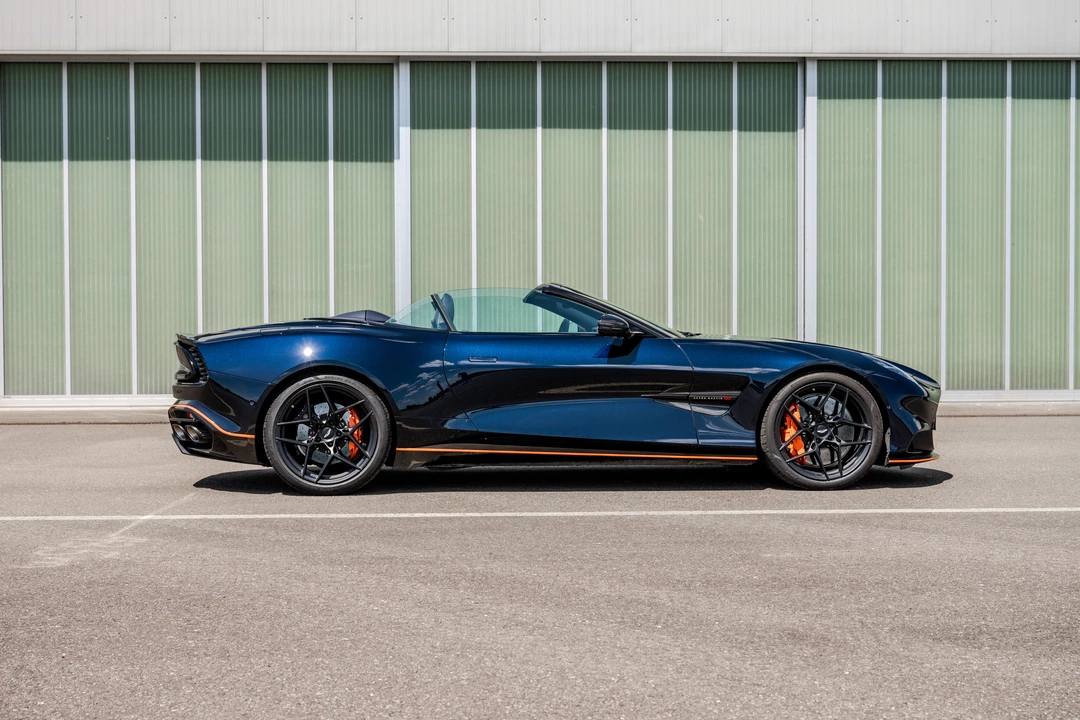 2025 Aston Martin Vanquish 3rd Gen - Image 29 of 31