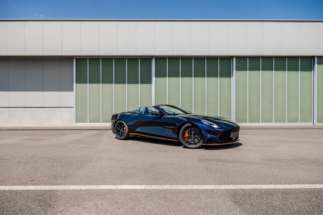 2025 Aston Martin Vanquish 3rd Gen - Image 30 of 31