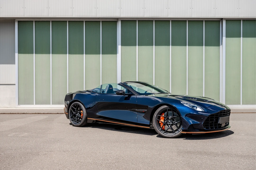 2025 Aston Martin Vanquish 3rd Gen - Image 31 of 31