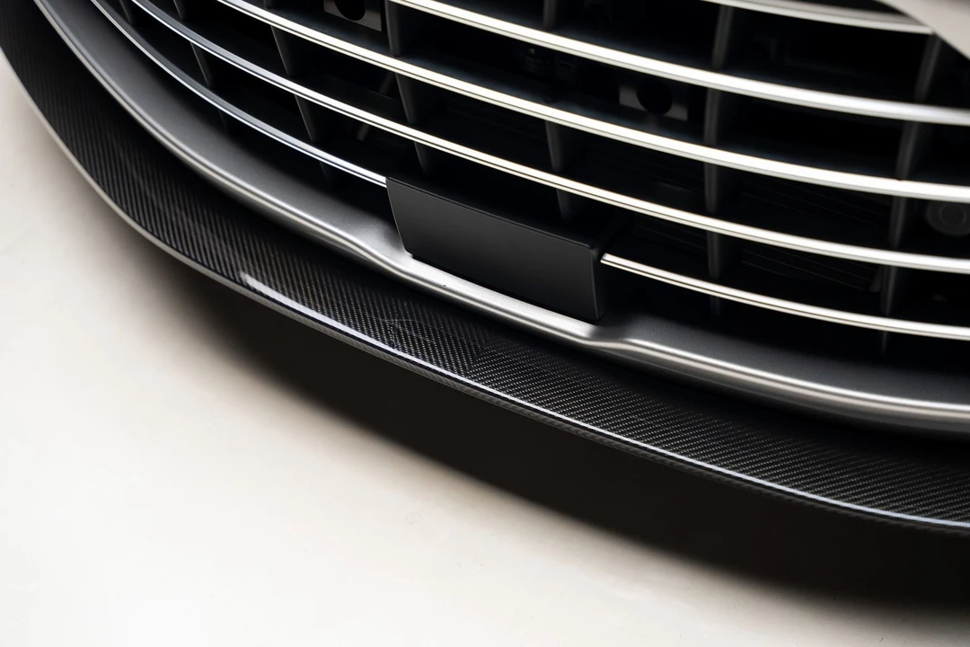 2025 Aston Martin Vantage - Image 16 of 31