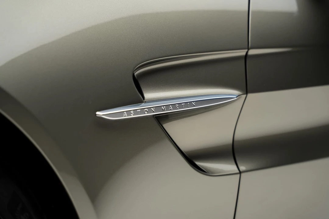 2025 Aston Martin V8 Vantage (2019+) - Image 23 of 31