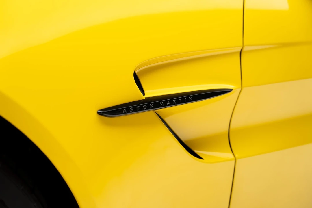2025 Aston Martin V8 Vantage (2019+) - Image 23 of 31