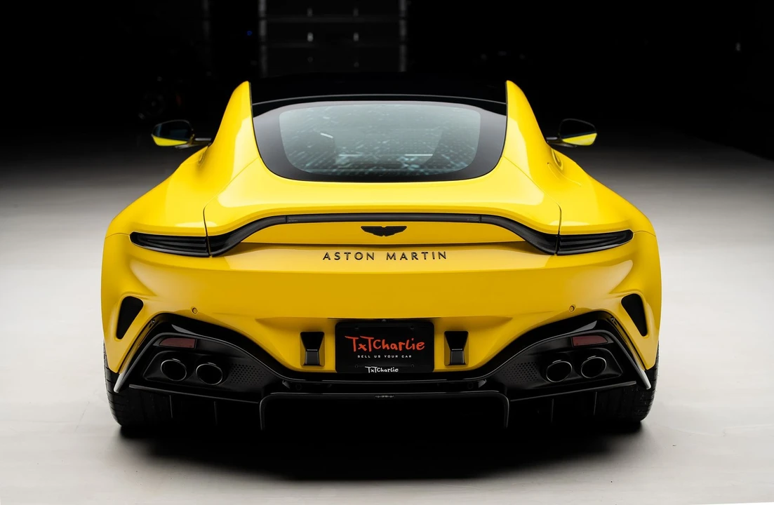 2025 Aston Martin V8 Vantage (2019+) - Image 26 of 31