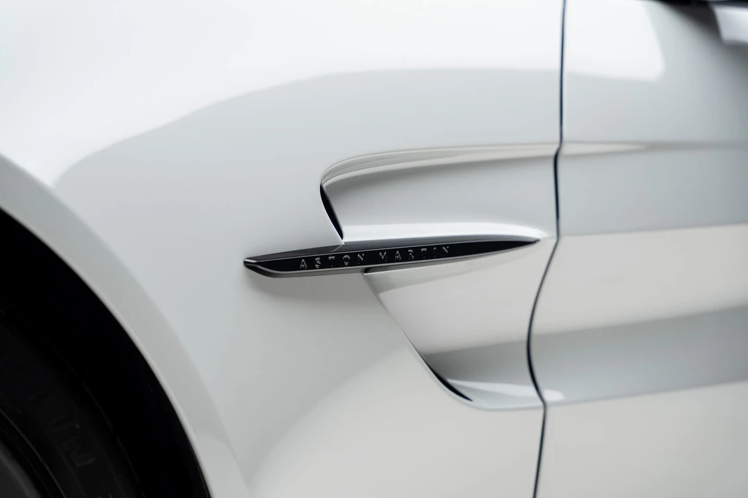 2025 Aston Martin V8 Vantage (2019+) - Image 23 of 31