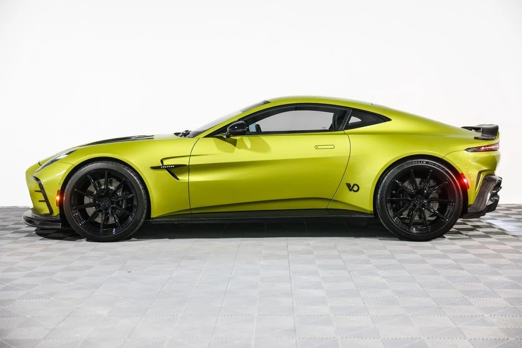 2025 Aston Martin V8 Vantage (2019+) - Image 12 of 31