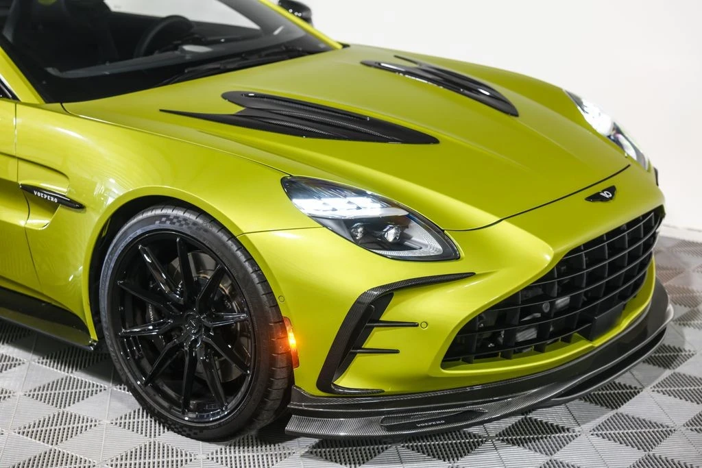 2025 Aston Martin V8 Vantage (2019+) - Image 6 of 31