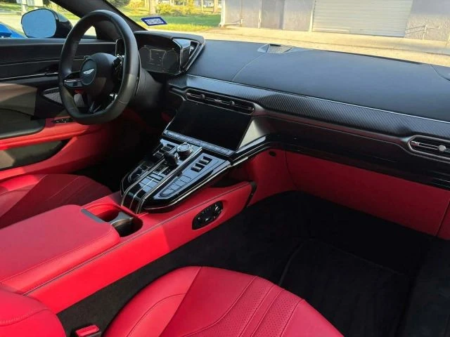 2025 Aston Martin V8 Vantage (2019+) - Image 12 of 16