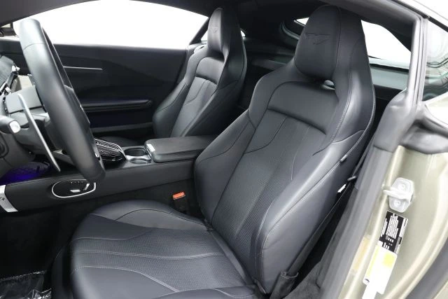 2025 Aston Martin V8 Vantage (2019+) - Image 17 of 31