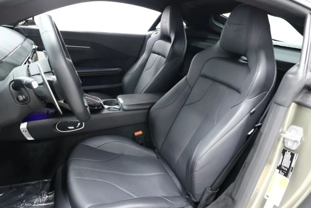 2025 Aston Martin V8 Vantage (2019+) - Image 3 of 31