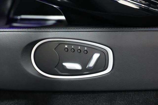 2025 Aston Martin V8 Vantage (2019+) - Image 25 of 31