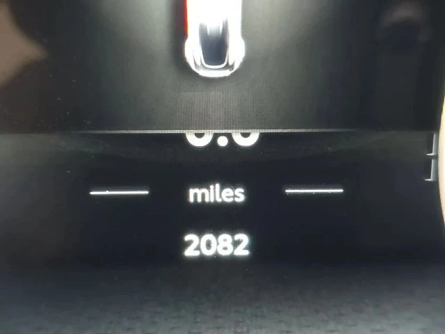 2025 Aston Martin V8 Vantage (2019+) - Image 17 of 22