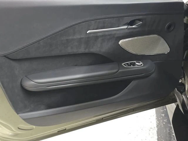 2025 Aston Martin V8 Vantage (2019+) - Image 14 of 22