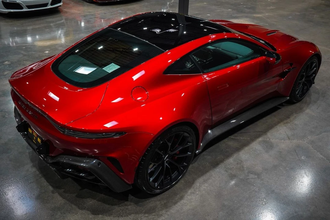 2025 Aston Martin V8 Vantage (2019+) - Image 16 of 21