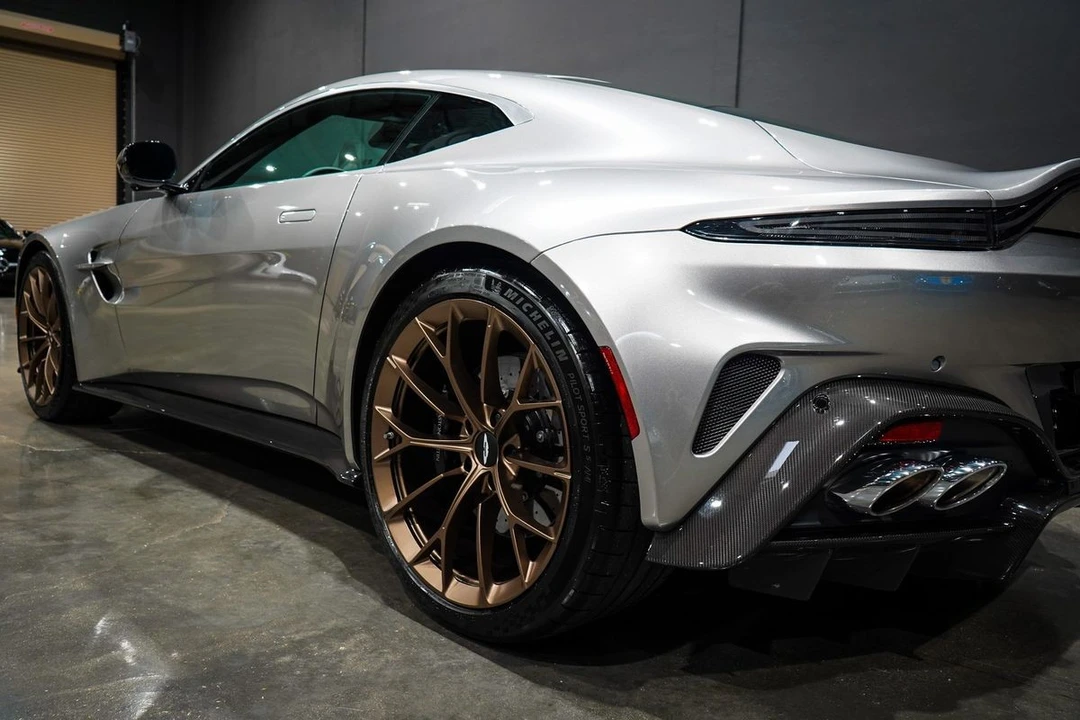 2025 Aston Martin V8 Vantage (2019+) - Image 21 of 21