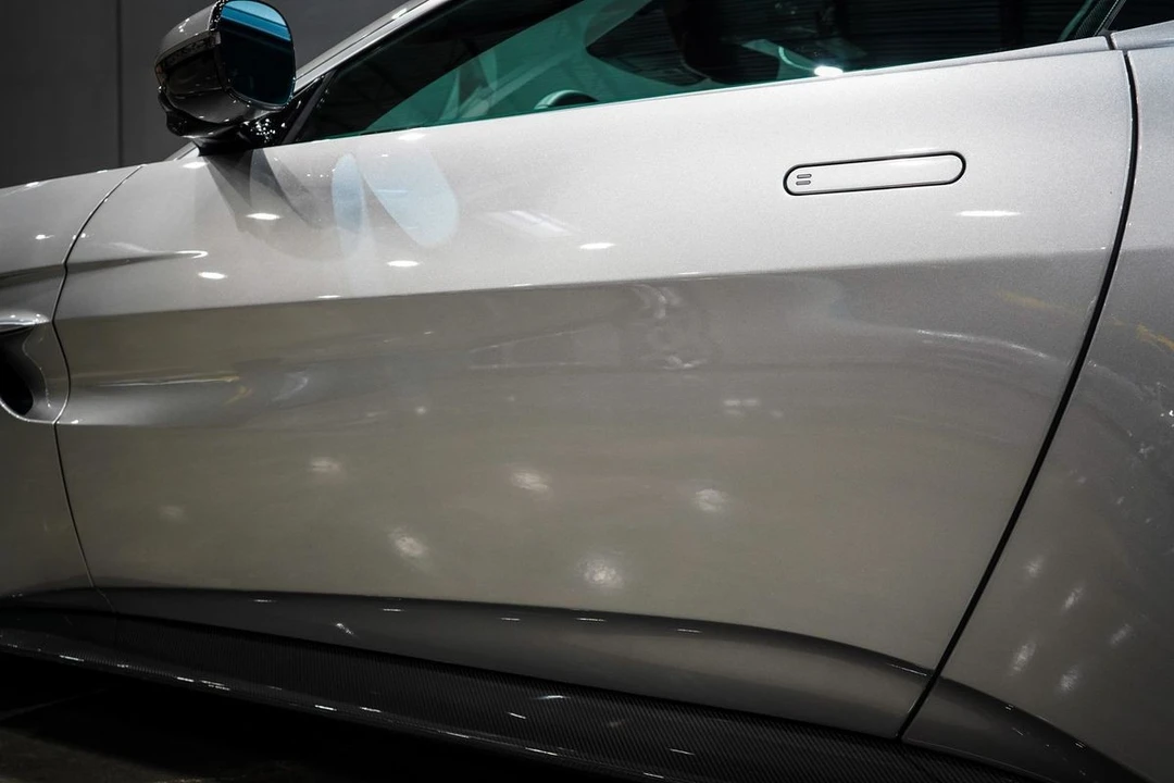 2025 Aston Martin V8 Vantage (2019+) - Image 19 of 21