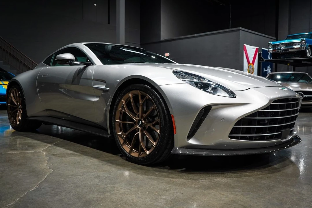 2025 Aston Martin V8 Vantage (2019+) - Image 7 of 21