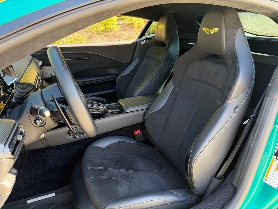 2025 Aston Martin V8 Vantage (2019+) - Image 17 of 21