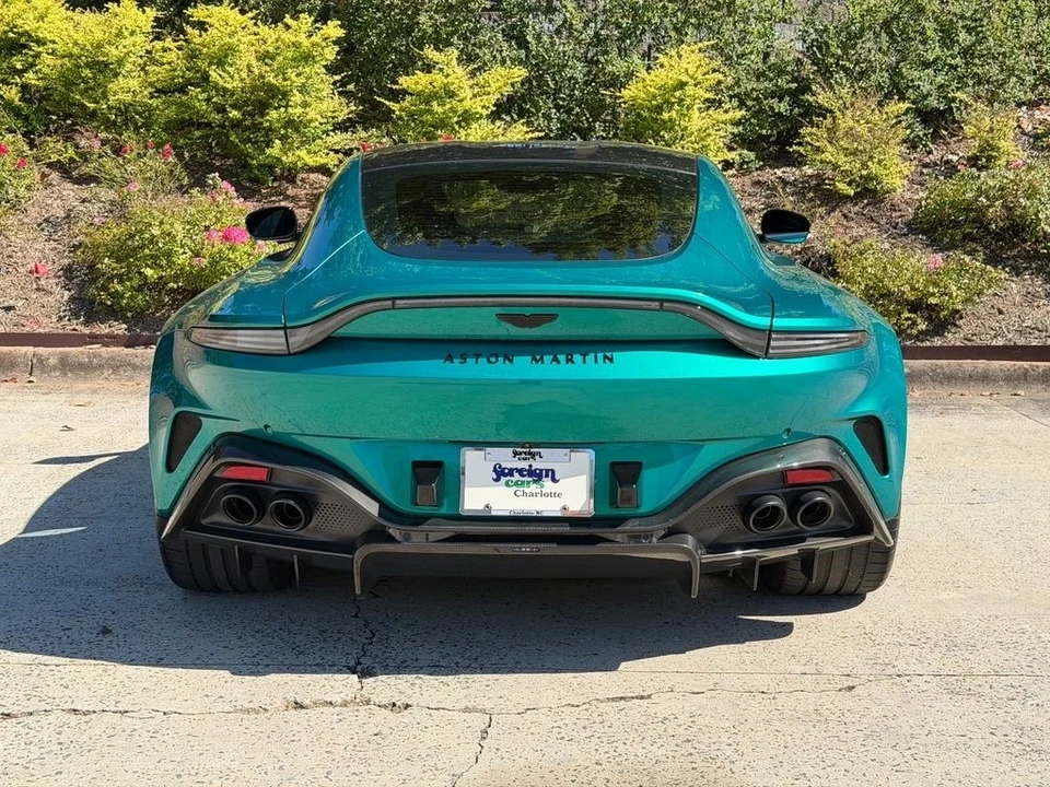 2025 Aston Martin V8 Vantage (2019+) - Image 19 of 21