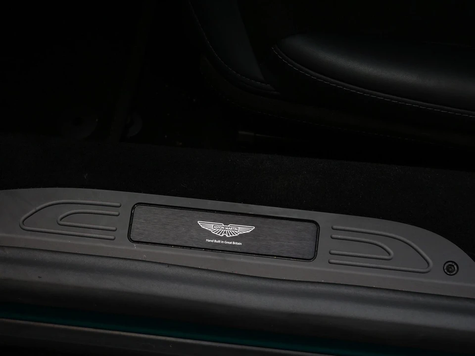 2025 Aston Martin V8 Vantage (2019+) - Image 20 of 26