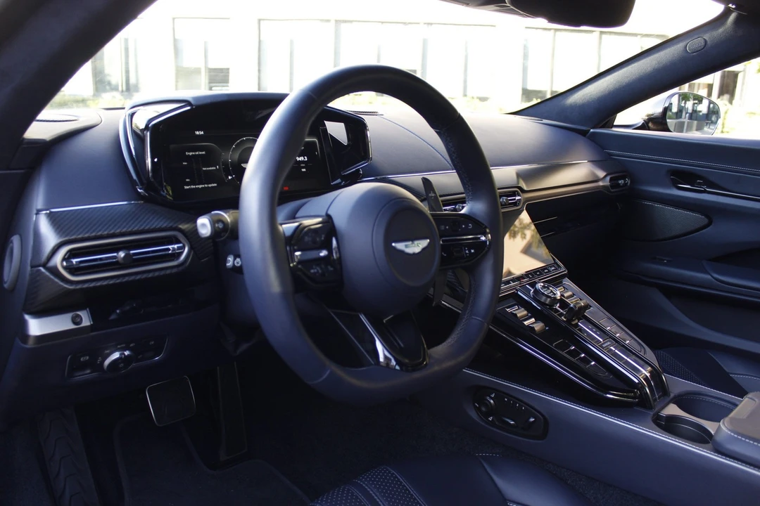 2025 Aston Martin V8 Vantage (2019+) - Image 31 of 31