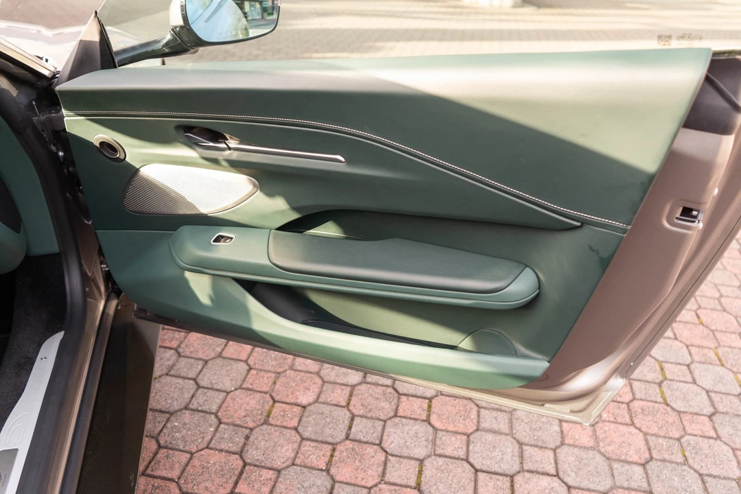 2025 Aston Martin V8 Vantage (2019+) - Image 23 of 31