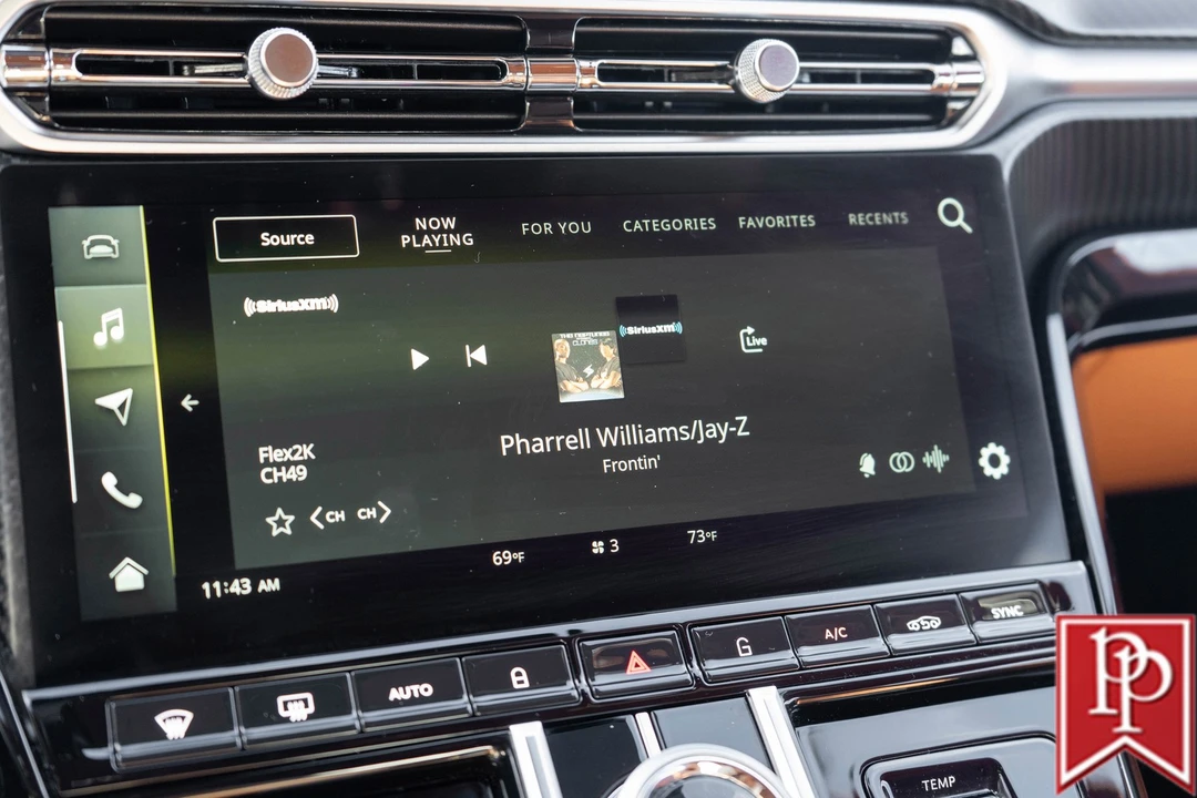 2025 Aston Martin V8 Vantage (2019+) - Image 18 of 21