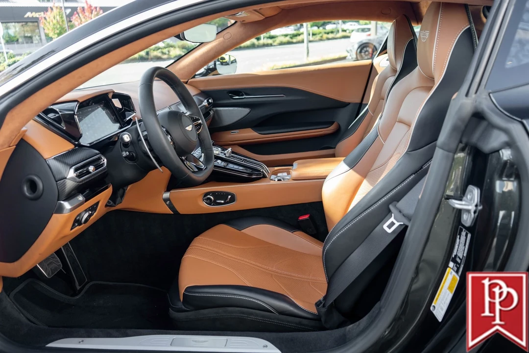2025 Aston Martin V8 Vantage (2019+) - Image 10 of 21