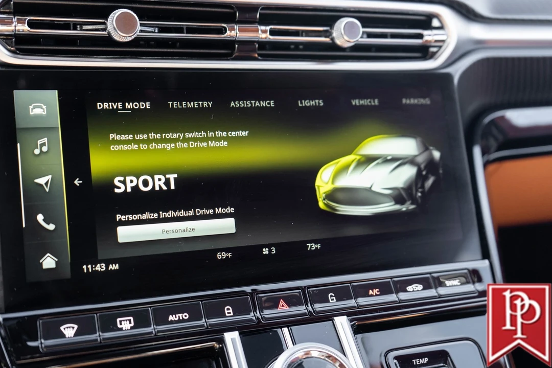 2025 Aston Martin V8 Vantage (2019+) - Image 17 of 21
