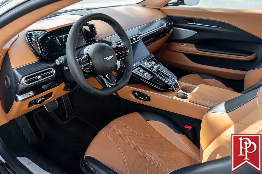 2025 Aston Martin V8 Vantage (2019+) - Image 2 of 21