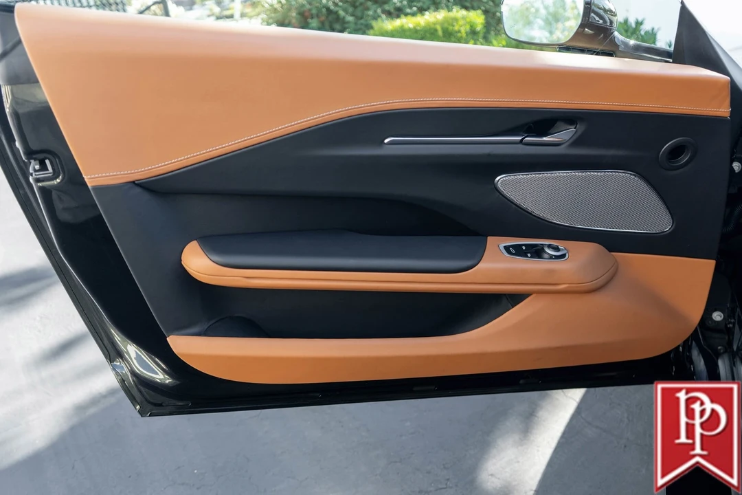 2025 Aston Martin V8 Vantage (2019+) - Image 12 of 21