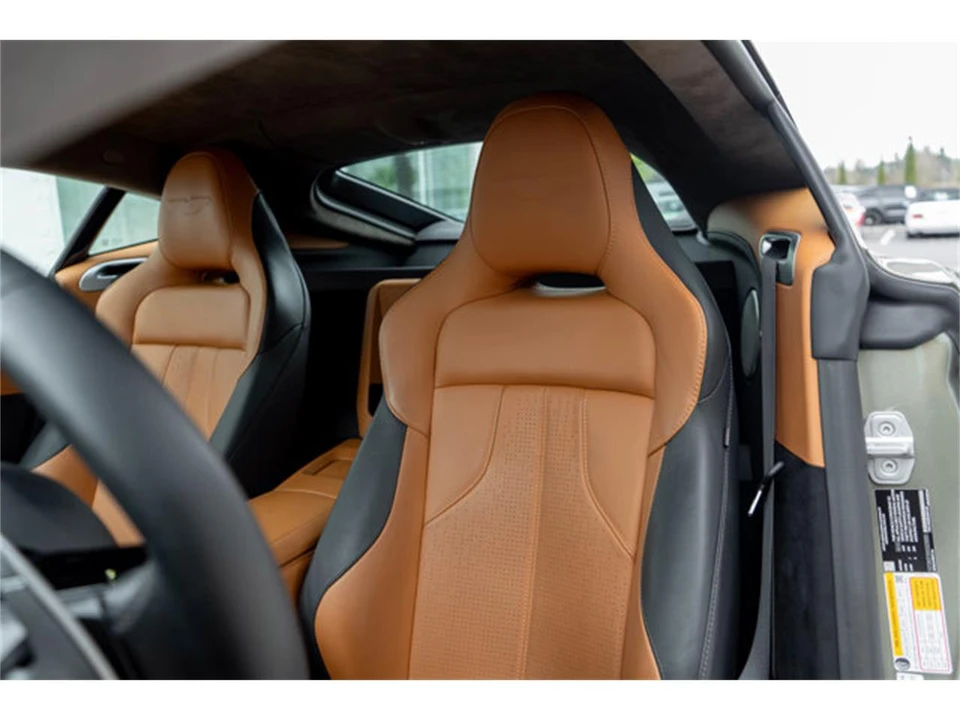 2025 Aston Martin V8 Vantage (2019+) - Image 10 of 12