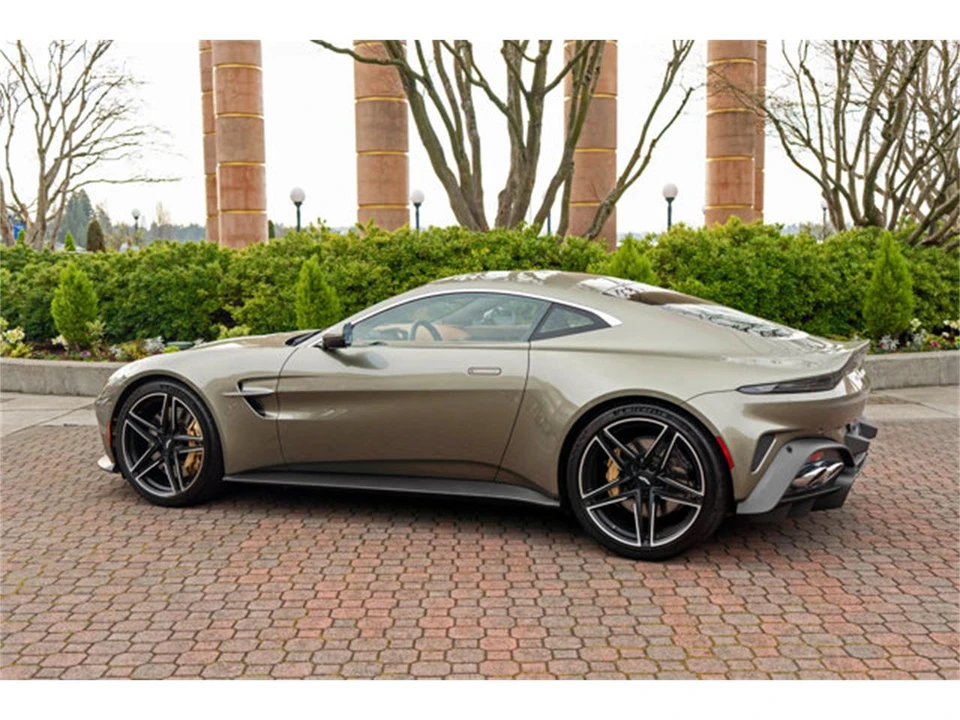 2025 Aston Martin V8 Vantage (2019+) - Image 2 of 12