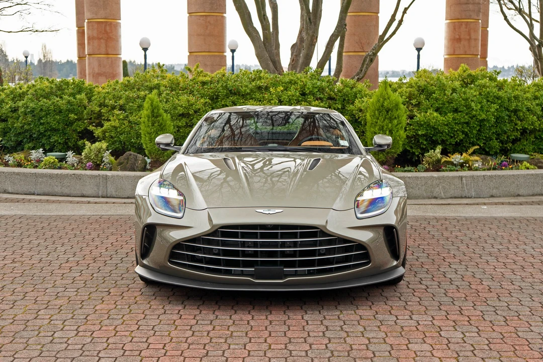 2025 Aston Martin Vantage - Image 5 of 31