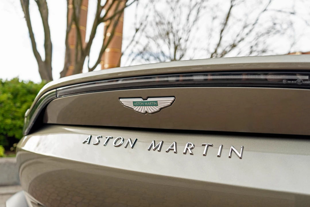 2025 Aston Martin Vantage - Image 6 of 31