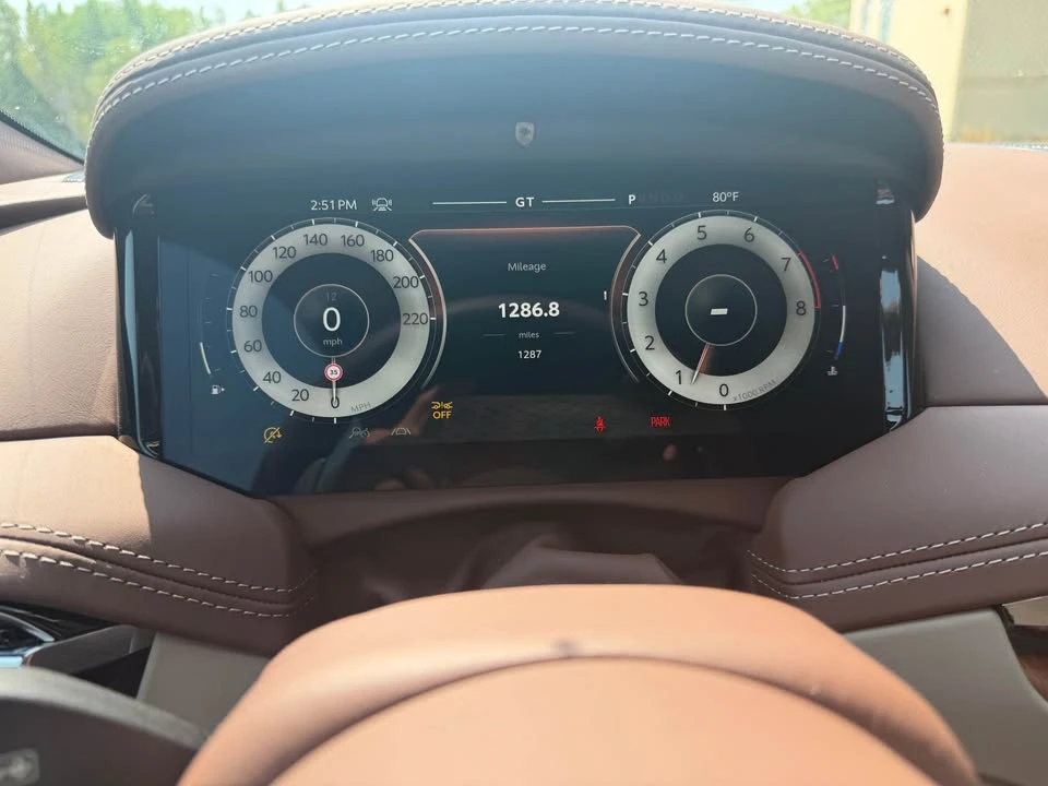 2025 Aston Martin DB12 - Image 15 of 17