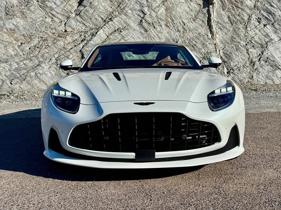 2025 Aston Martin DB12 - Image 3 of 19
