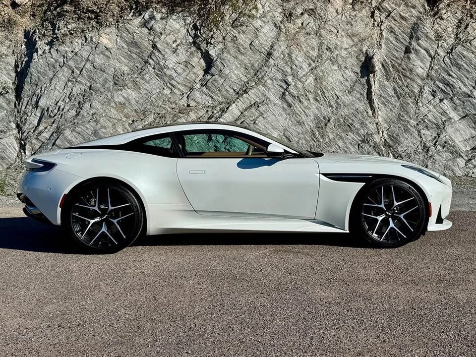 2025 Aston Martin DB12 - Image 5 of 19