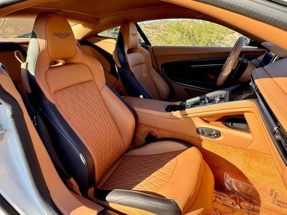 2025 Aston Martin DB12 - Image 14 of 19
