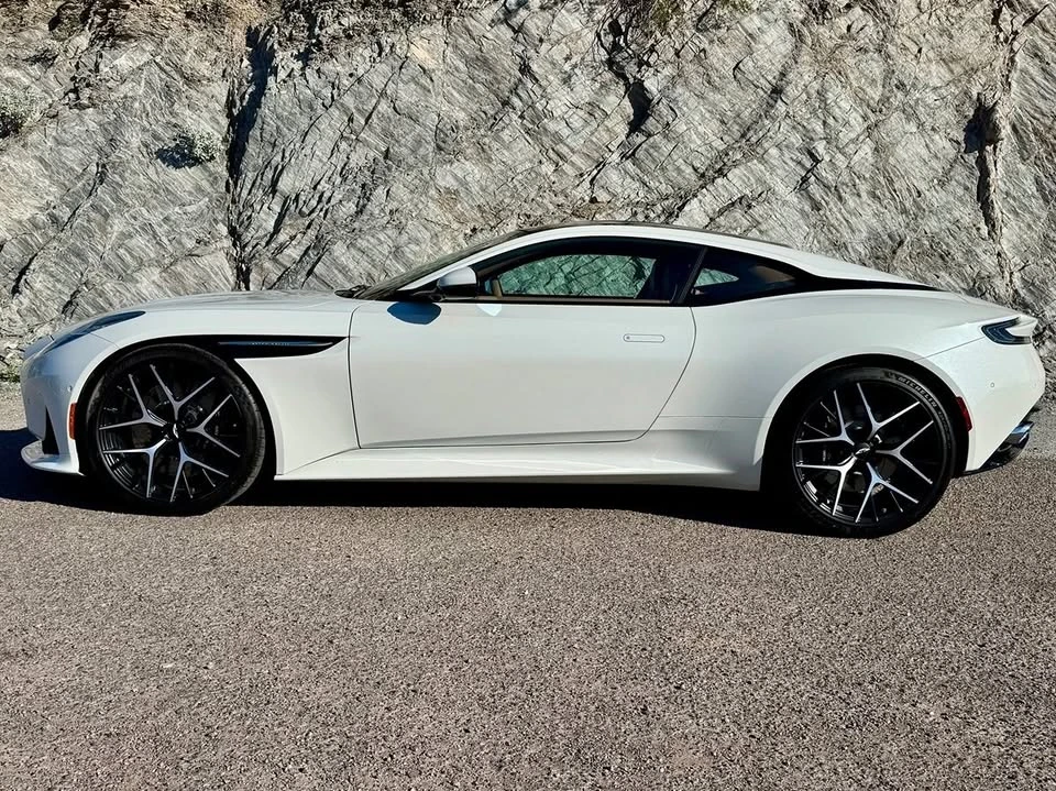2025 Aston Martin DB12 - Image 9 of 18