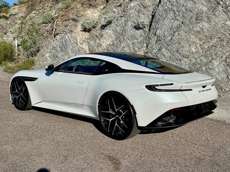 2025 Aston Martin DB12 - Image 15 of 18