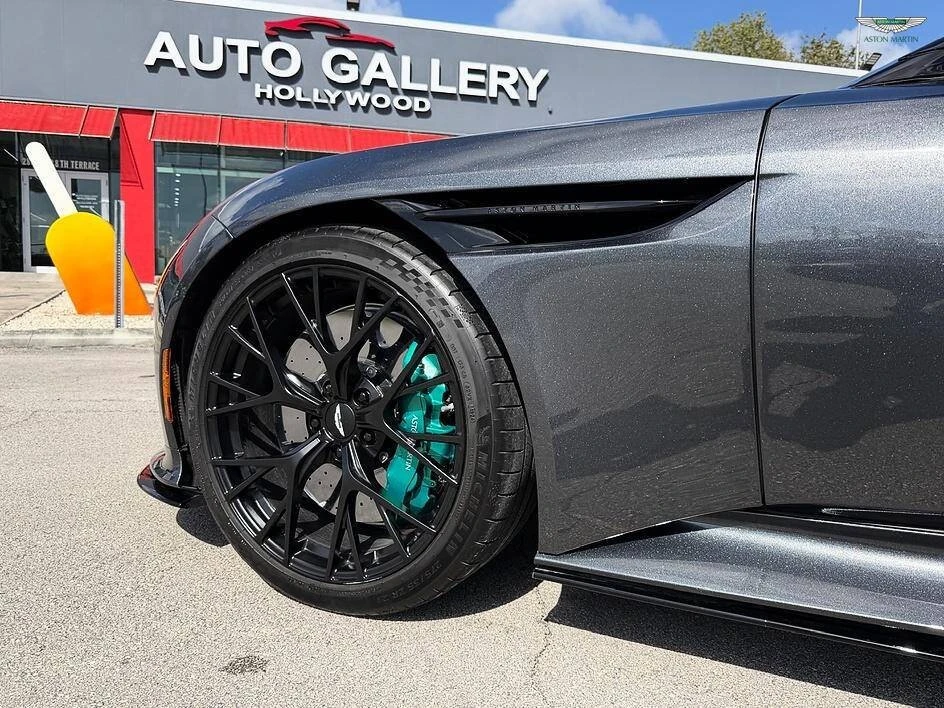 2025 Aston Martin DB12 - Image 16 of 20