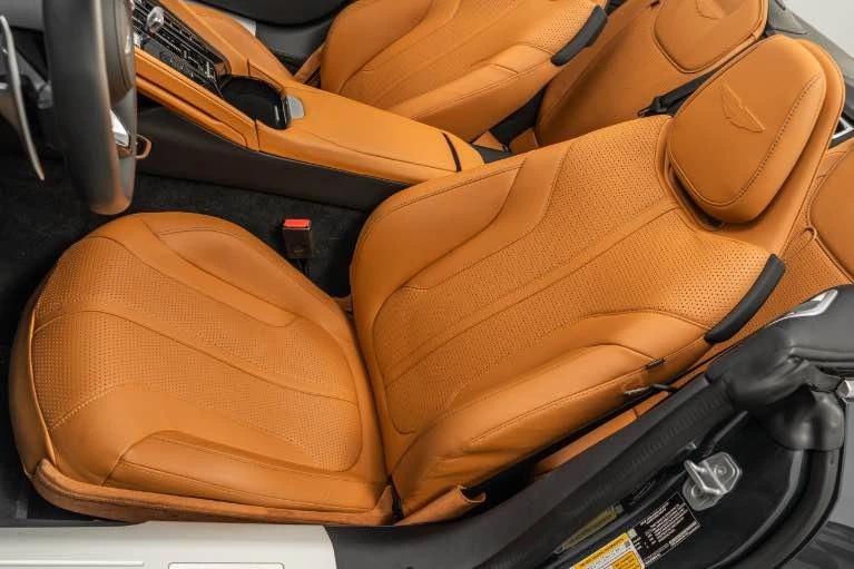 2025 Aston Martin DB12 - Image 11 of 13