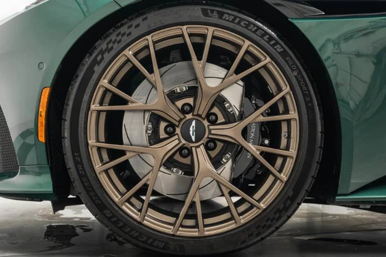 2025 Aston Martin DB12 - Image 7 of 13
