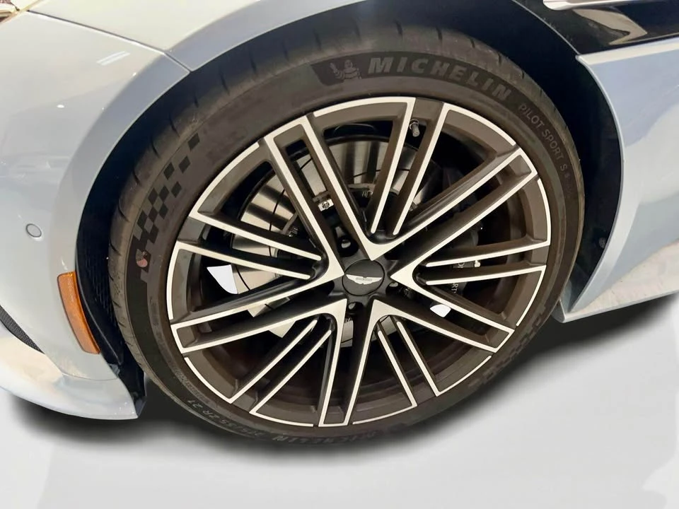 2025 Aston Martin DB12 - Image 7 of 19