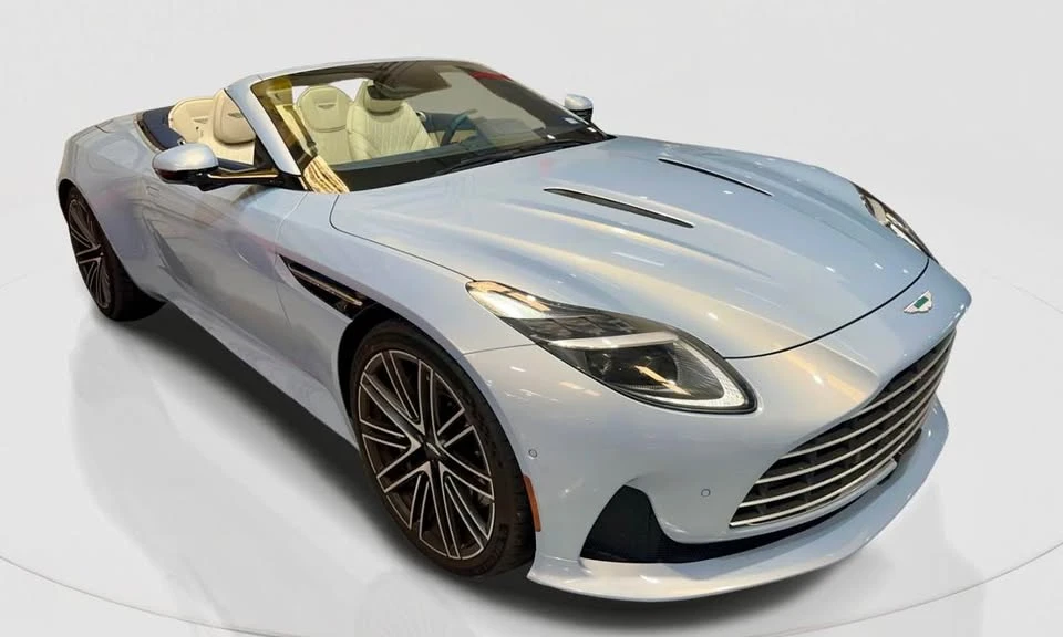 2025 Aston Martin DB12 - Image 3 of 19