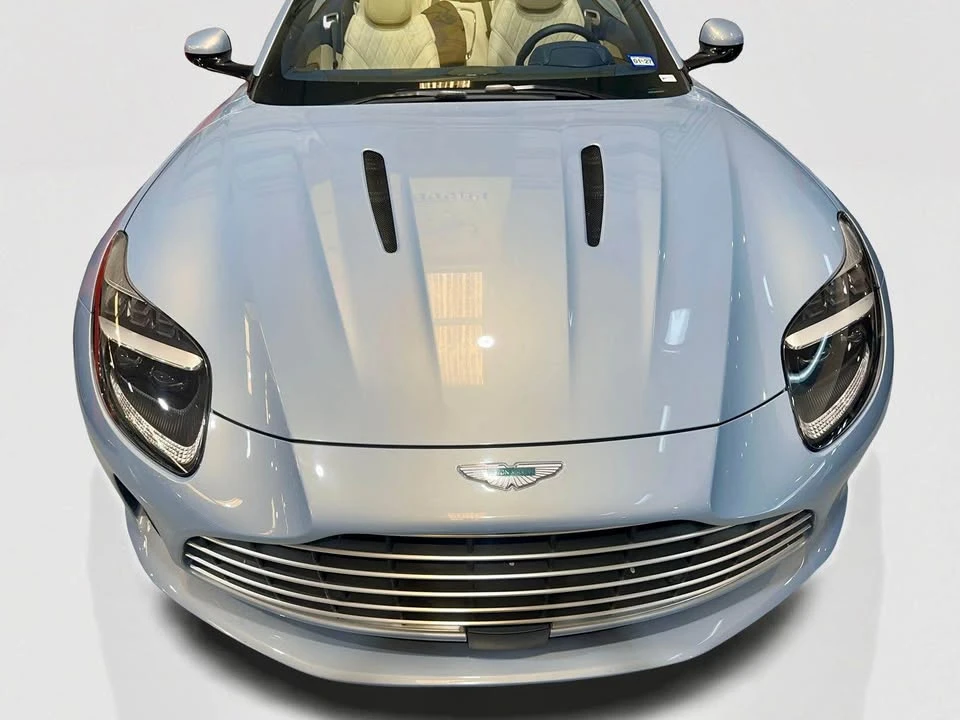 2025 Aston Martin DB12 - Image 4 of 19