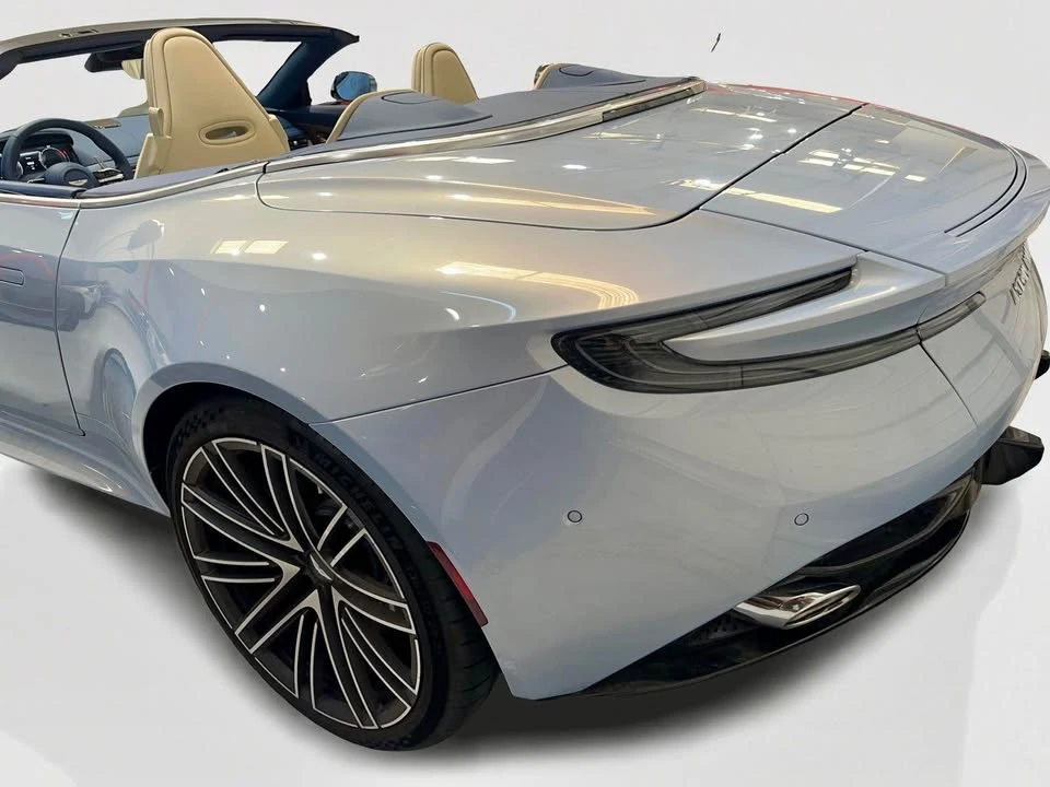 2025 Aston Martin DB12 - Image 5 of 19
