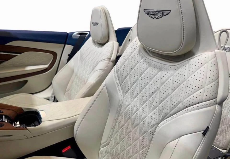 2025 Aston Martin DB12 - Image 9 of 17